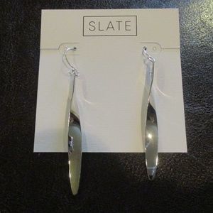 Maddox Drop Earrings in Silver NWT